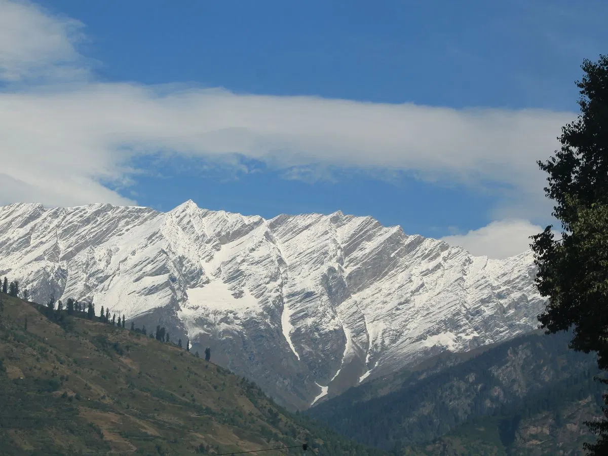 Paradise of Honeymooners Manali Volvo